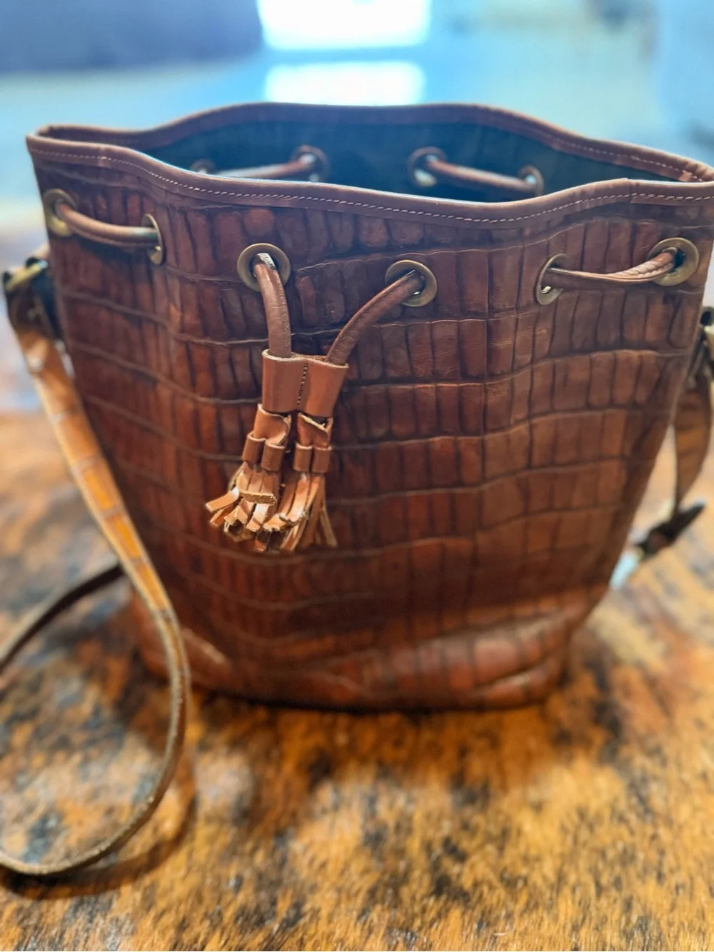 Vintage Dooney & Bourke Croc Embossed Brown Leather Drawstring Bucket Bag USA